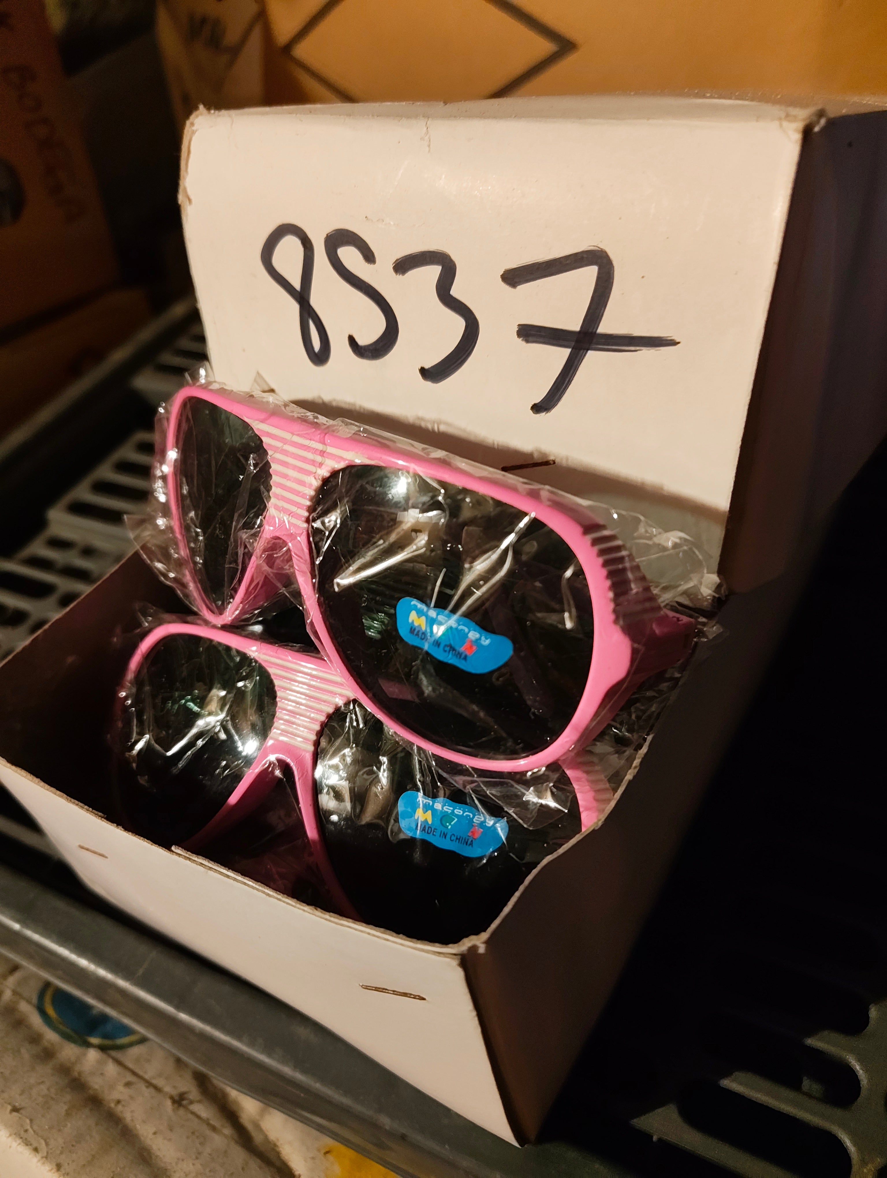 8537 (24 Par)
